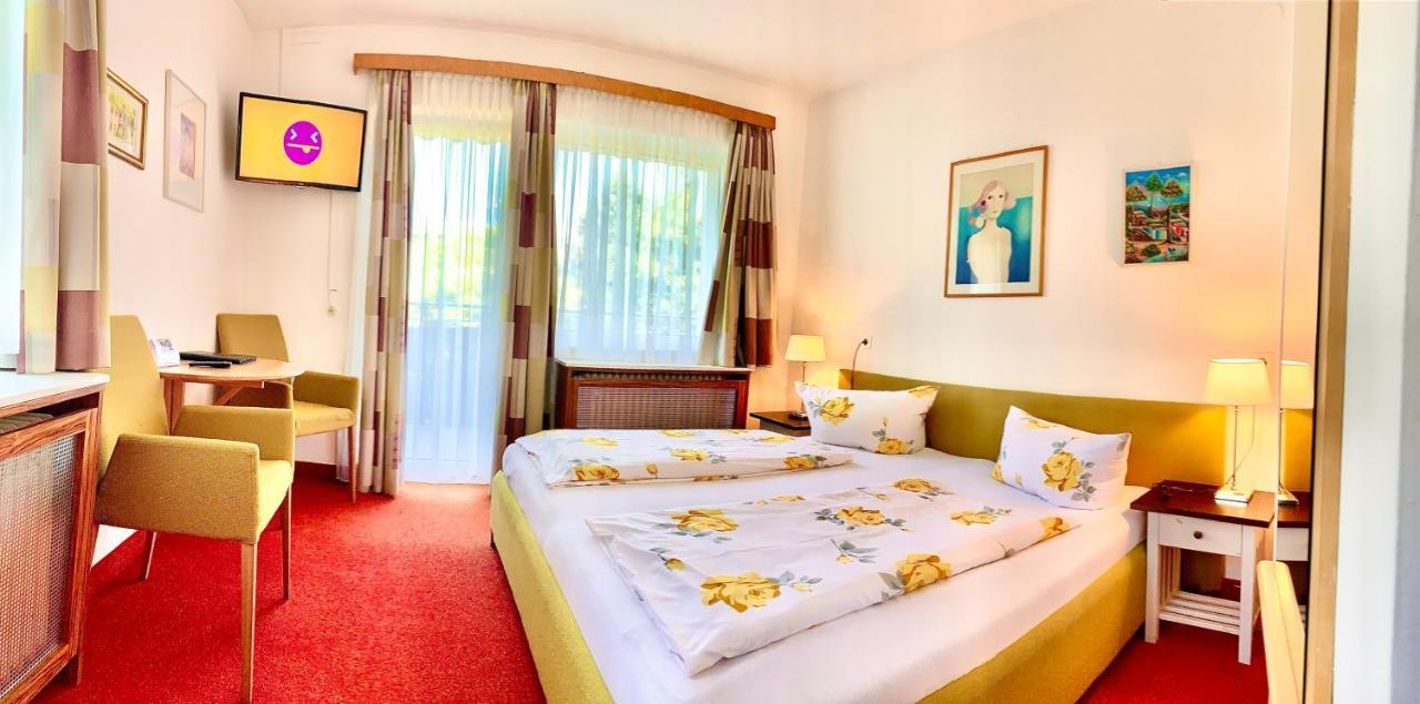 Gartenhotel Garni Pension B&B Инсбрук Экстерьер фото